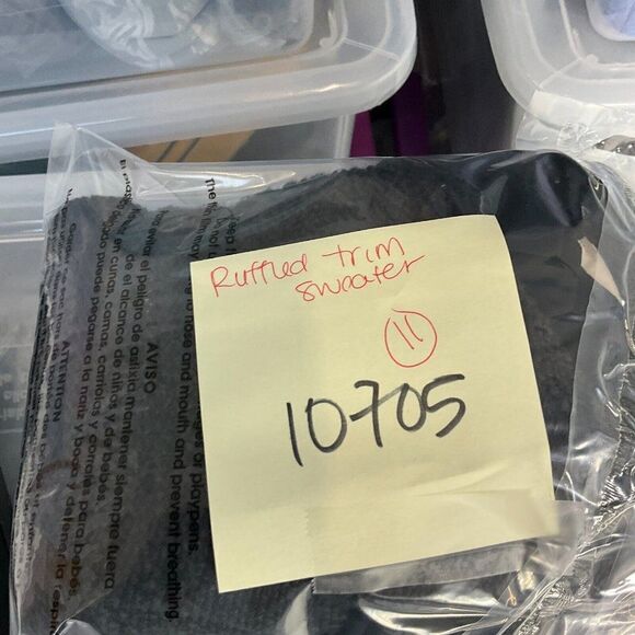 LOFT Womens Ruffled Trim Sweater Black Long Sleeve Knit Pullover Size PS Petites - Picture 12 of 12